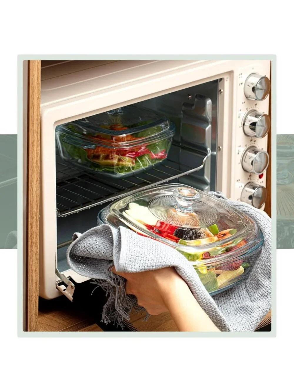 Set of 2 Glass Casserole Dishes with Lids - Square Bakeware, 0.8L & 1.5L